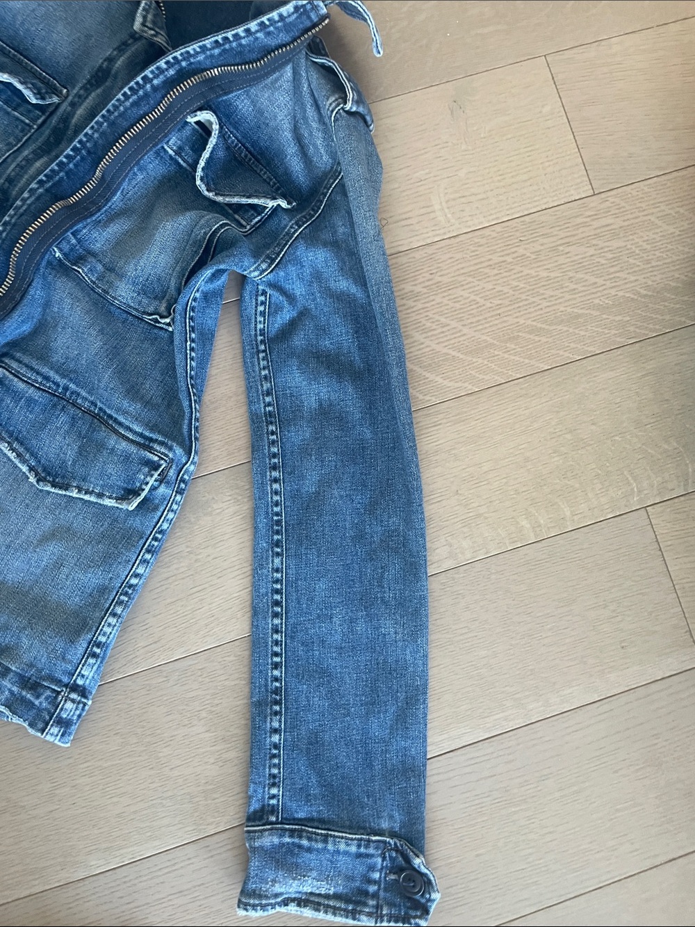 Nili Lotan Distressed Denim Jacket in Tribeca wash - Picture 4 of 7